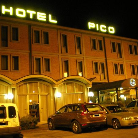 Hotel Pico Mirandola Exterior photo